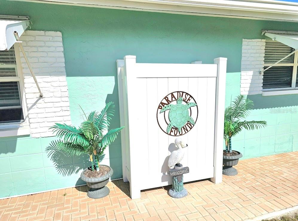 RIDGEWOOD GROVES - Residential