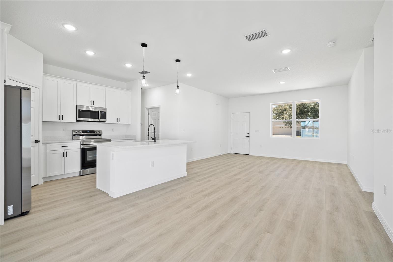 POINCIANA NEIGHBORHOOD 2 VILLAGE 8 - Residential