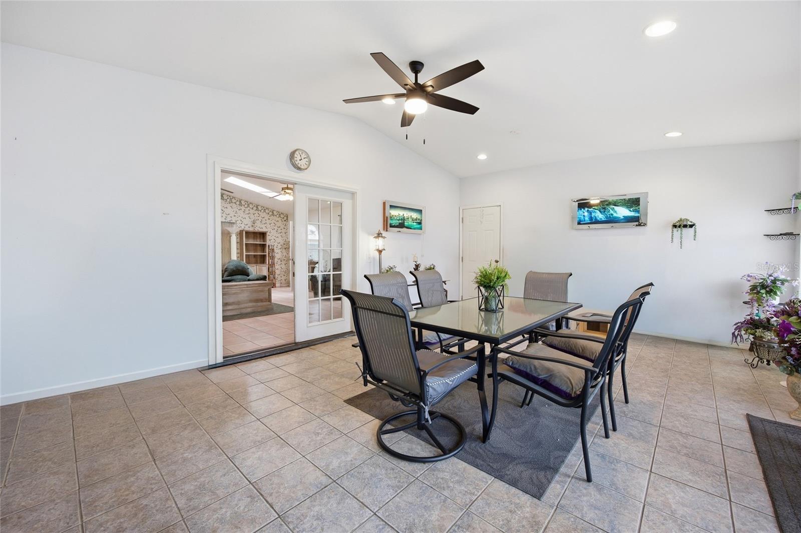 SILVER SPGS SHORES UN 10 - Residential