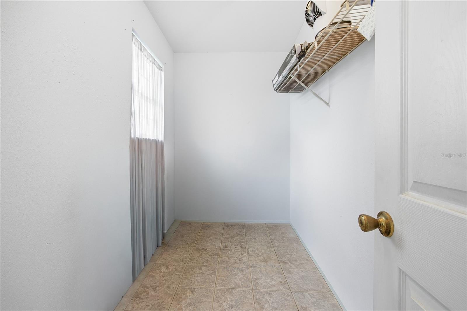 SILVER SPGS SHORES UN 10 - Residential