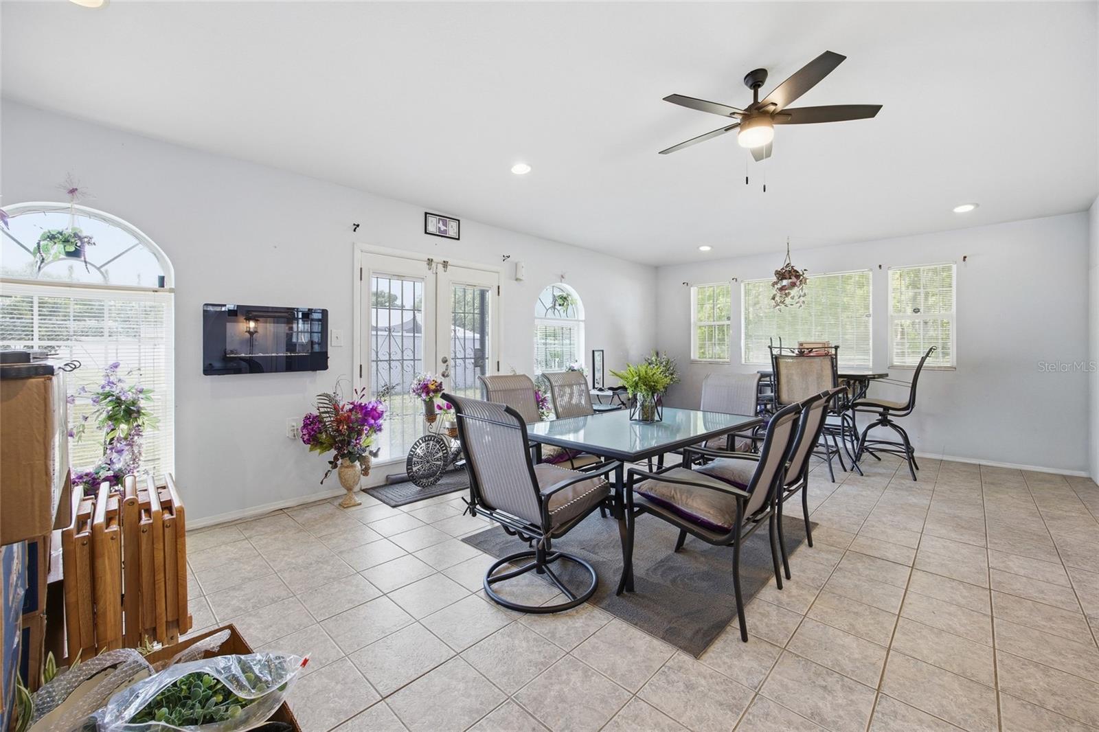 SILVER SPGS SHORES UN 10 - Residential