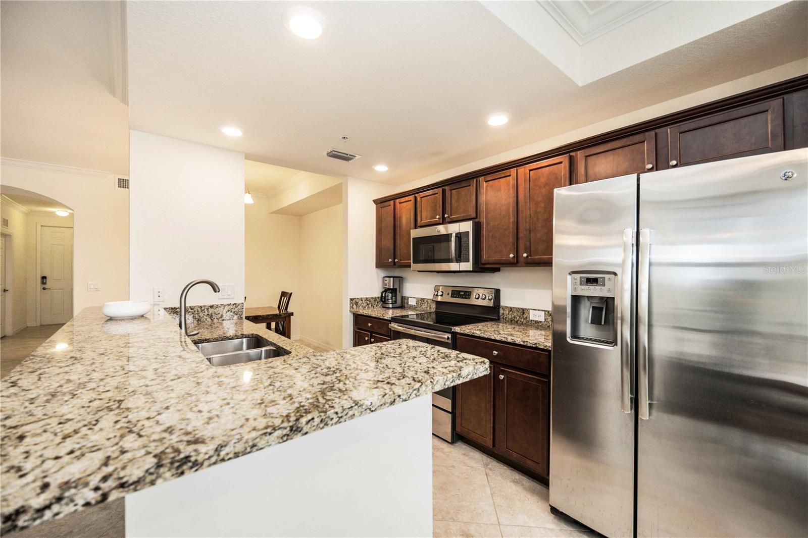 LAKEWOOD NATIONAL - Residential