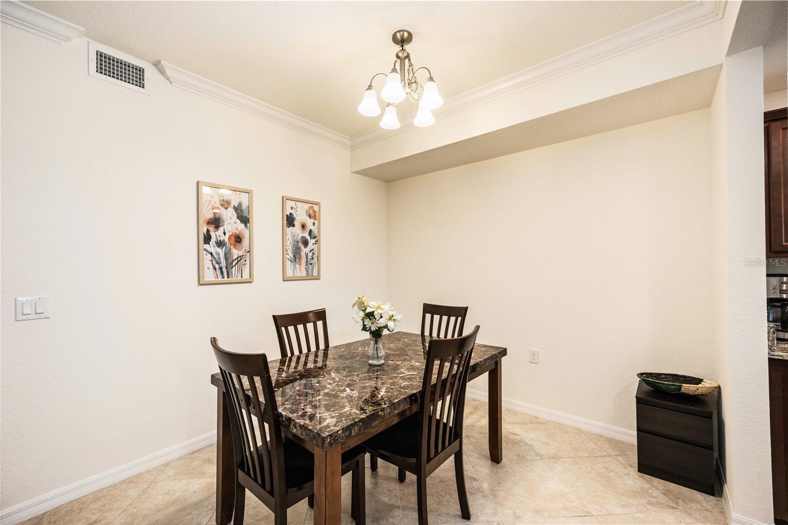 LAKEWOOD NATIONAL - Residential