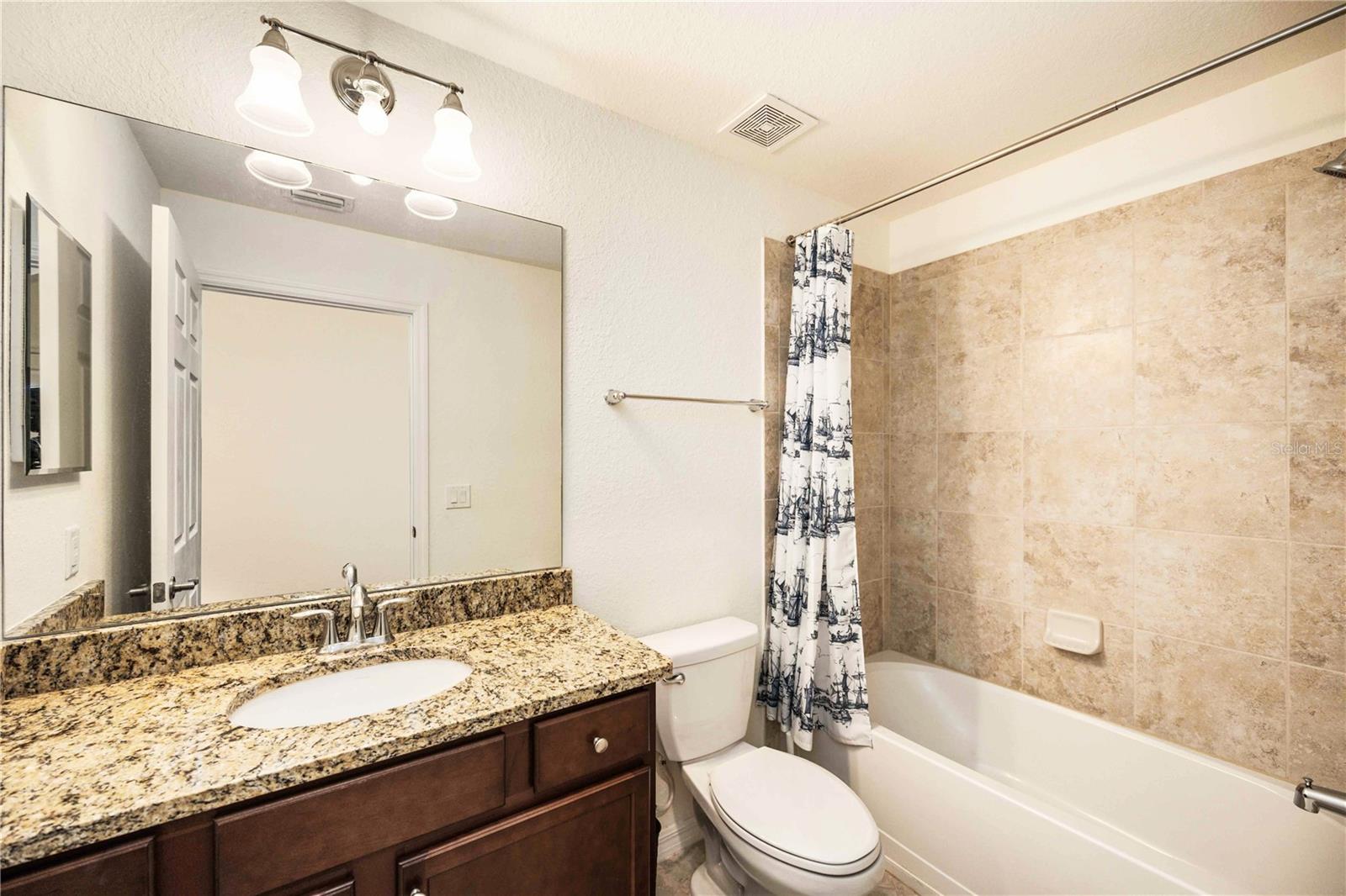 LAKEWOOD NATIONAL - Residential