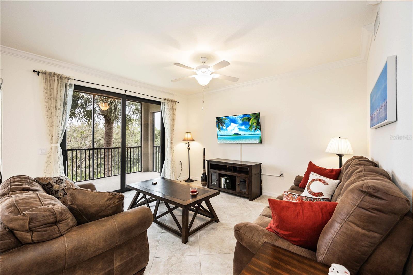 LAKEWOOD NATIONAL - Residential