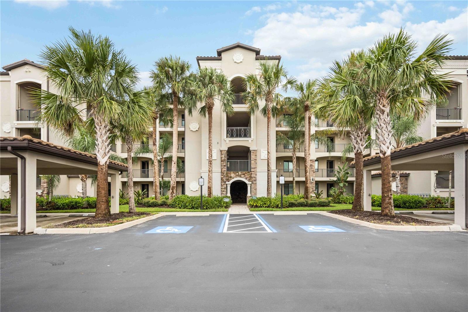 LAKEWOOD NATIONAL - Residential