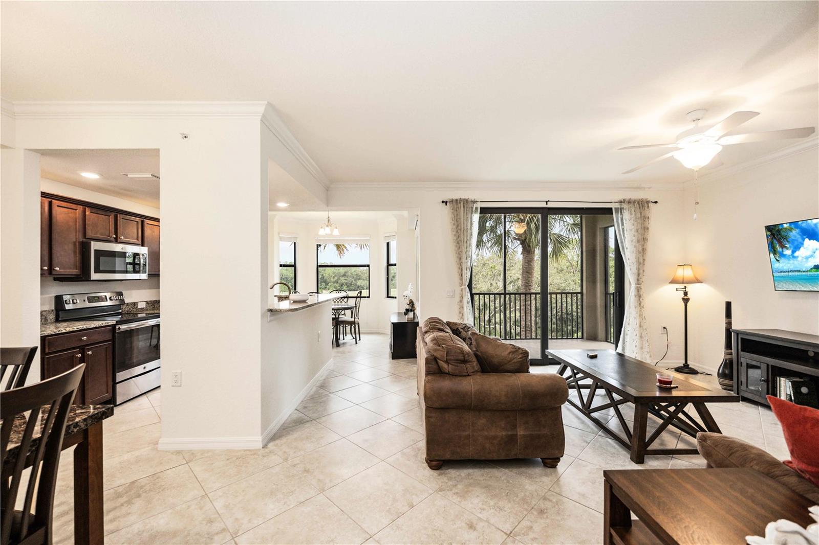 LAKEWOOD NATIONAL - Residential