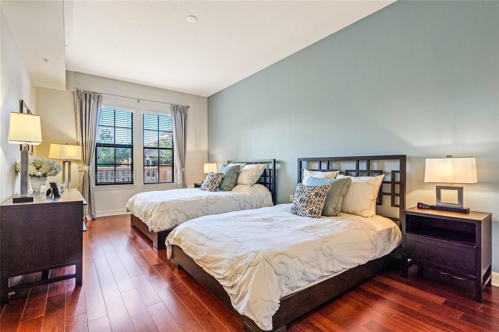 MIRASOL CELEBRATION - Residential