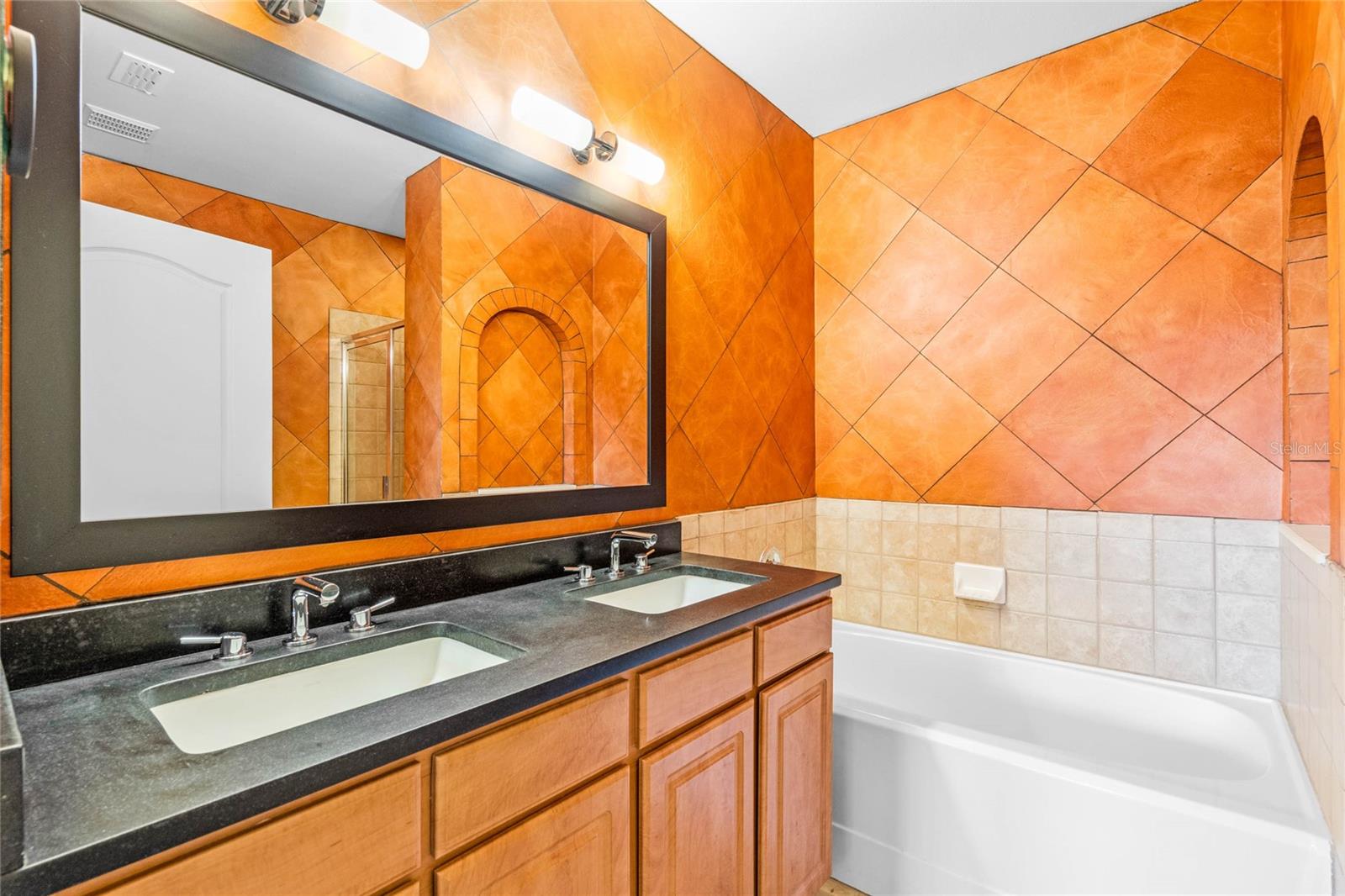 MIRASOL CELEBRATION - Residential