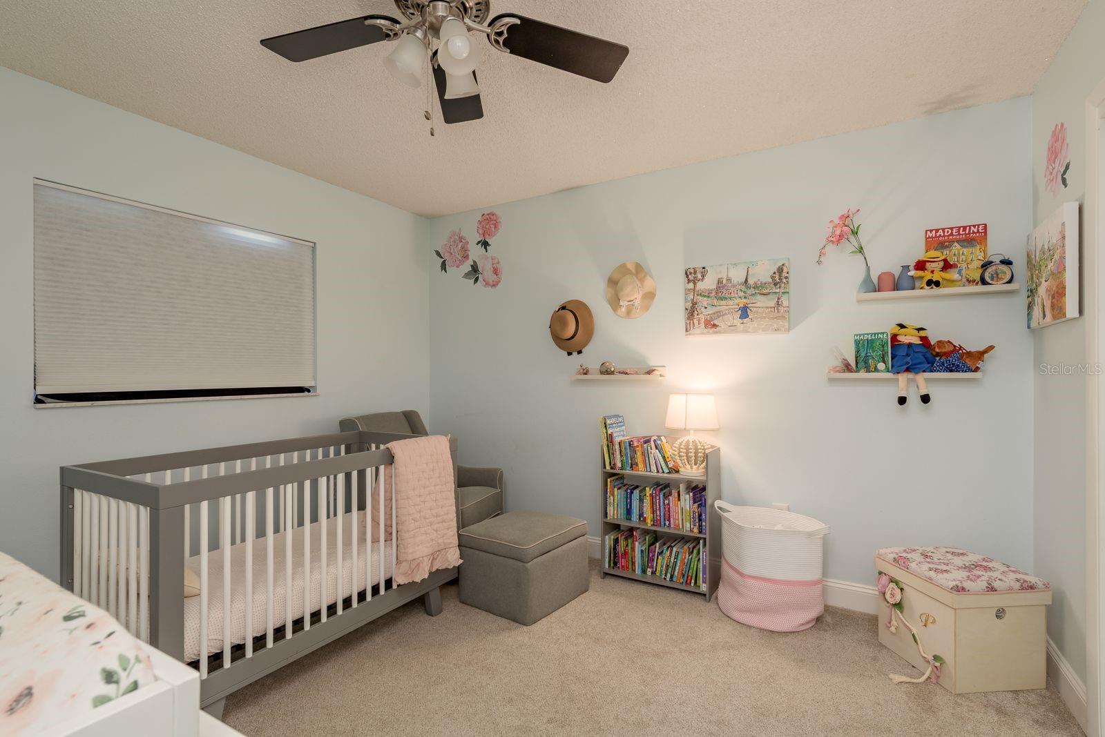 LAKE VALENCIA UNIT ONE - Residential