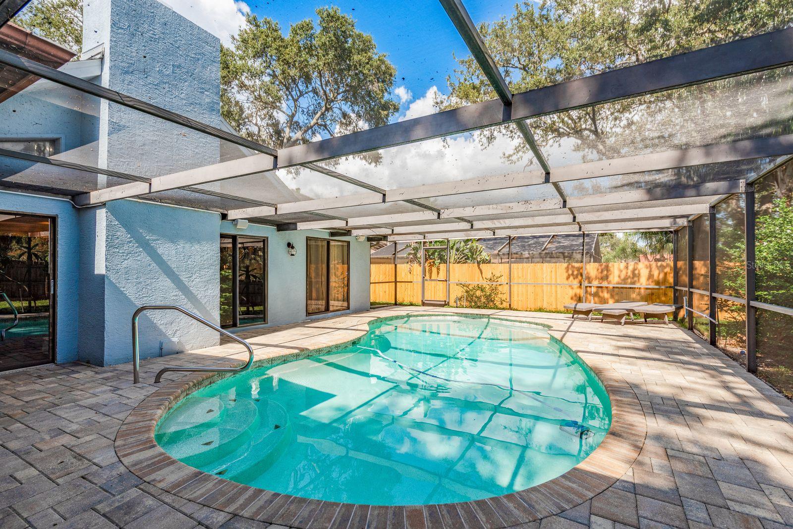 LAKE VALENCIA UNIT ONE - Residential