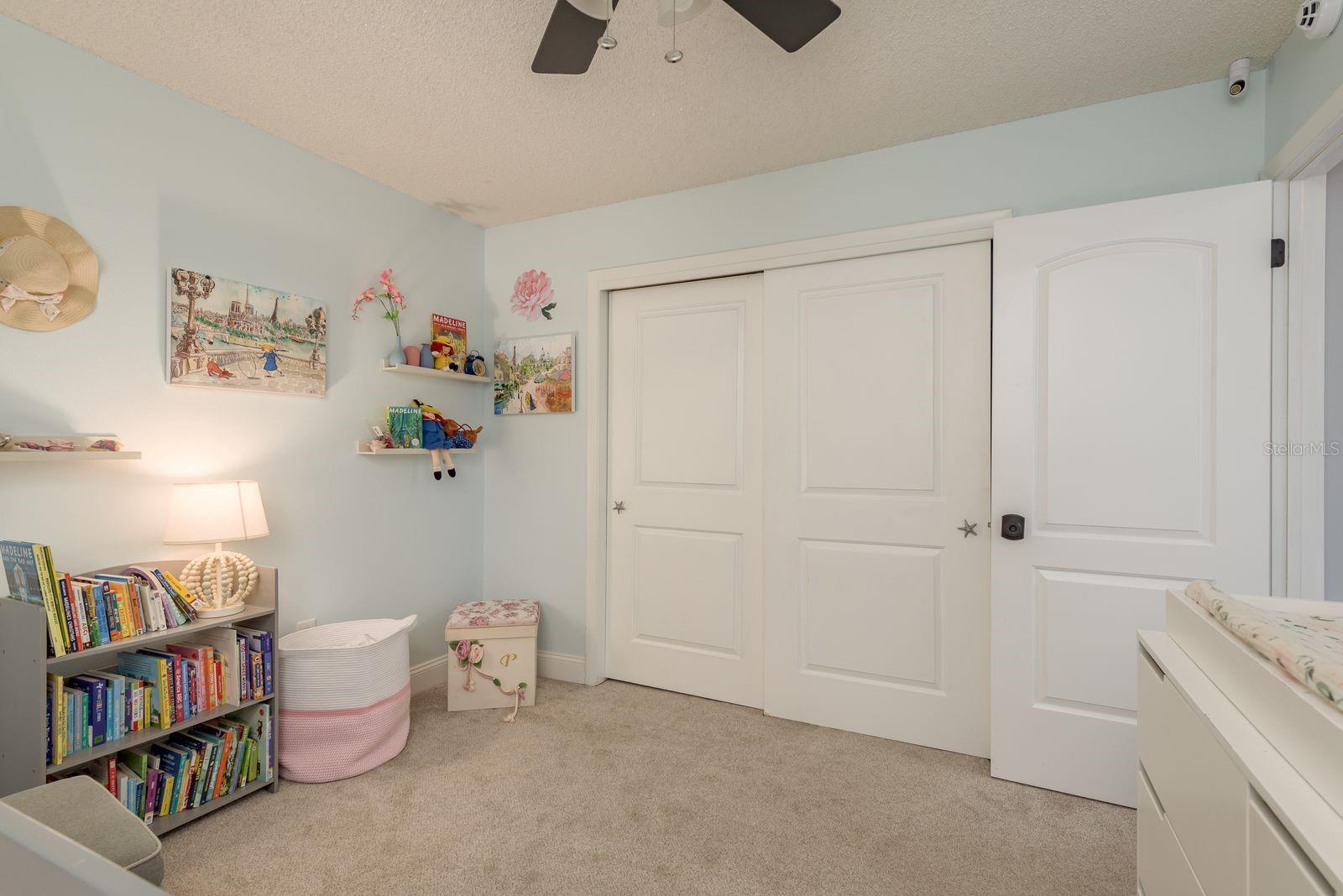 LAKE VALENCIA UNIT ONE - Residential