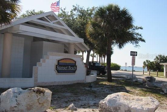 LAKE TARPON VILLAS CONDO - Residential Lease