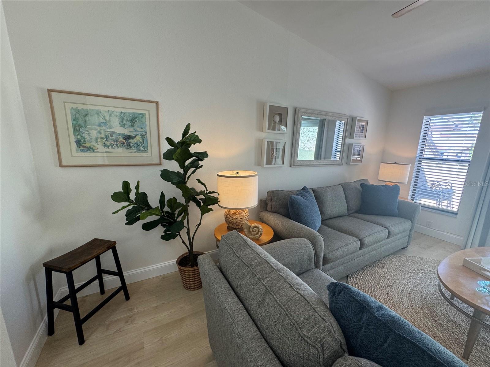 LAKE TARPON VILLAS CONDO - Residential Lease