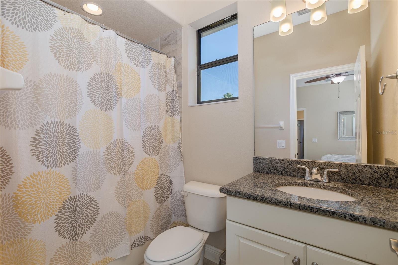 CHAMPIONS CLUB - Residential