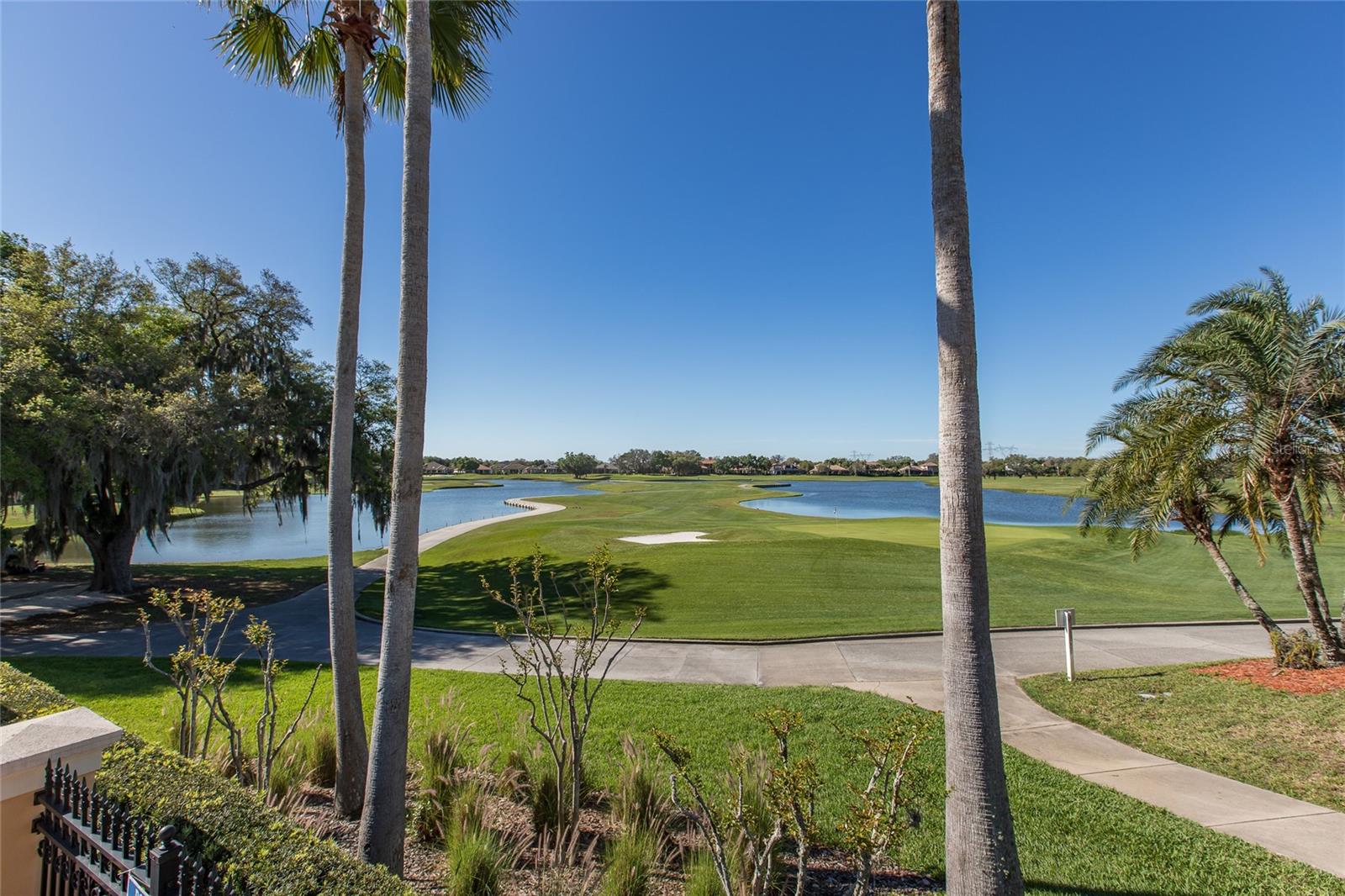 CHAMPIONS CLUB - Residential