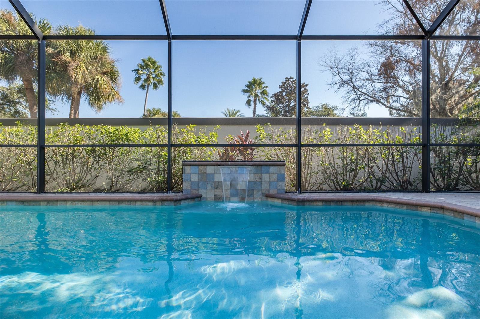 CHAMPIONS CLUB - Residential