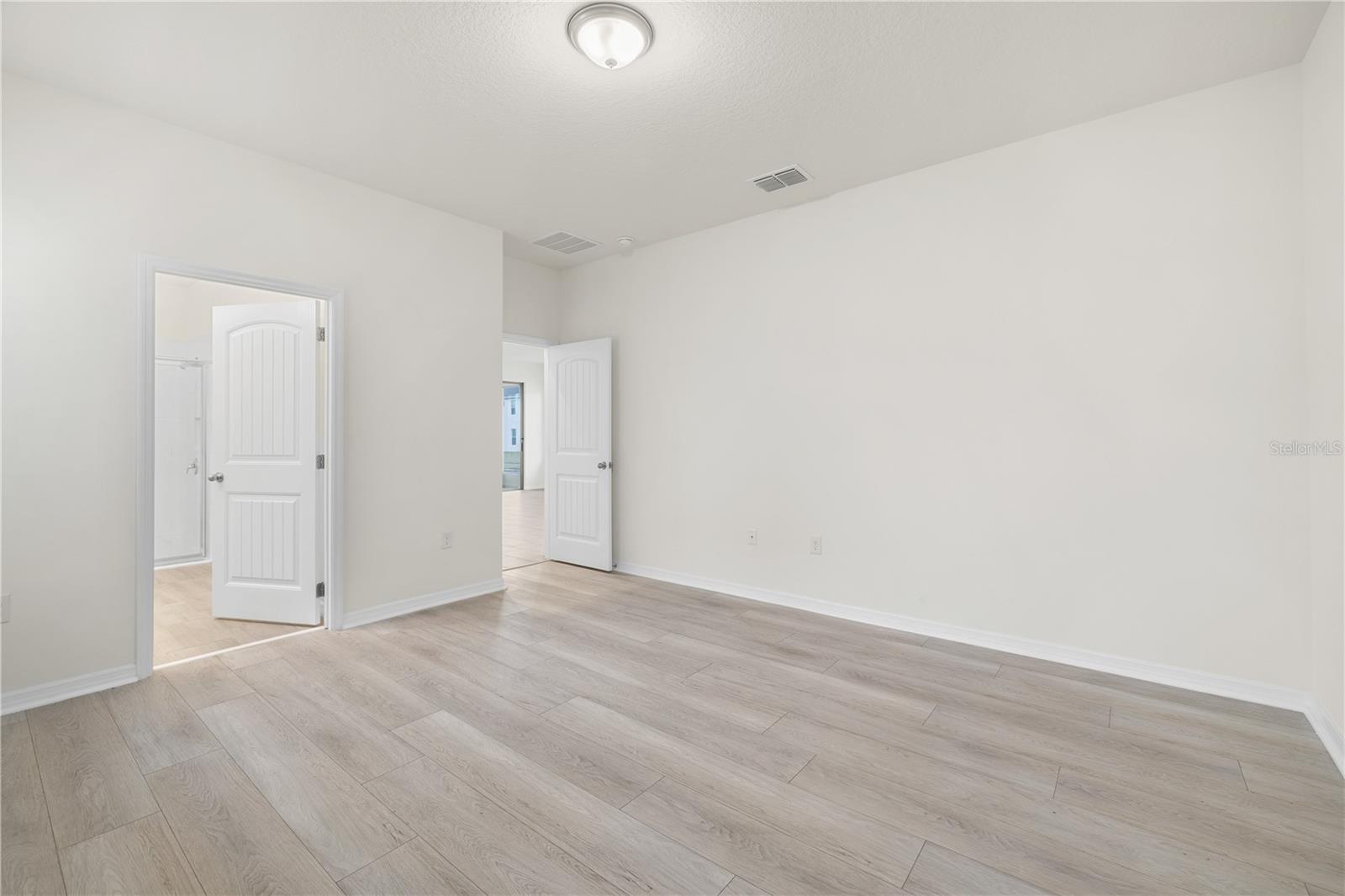 WATERLEIGH PH 4B & 4C - Residential Lease