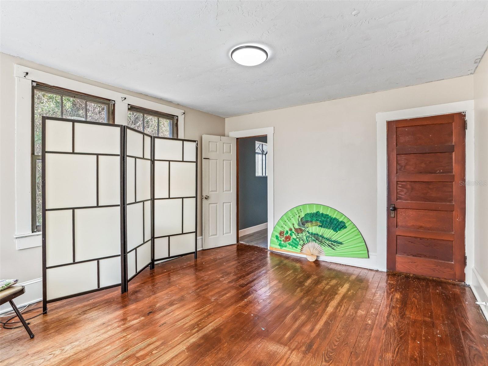 UNKNOWN - Residential