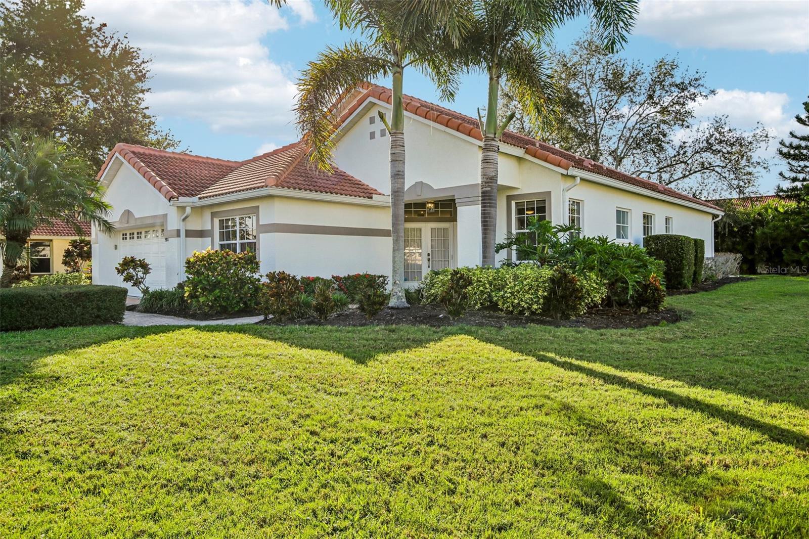 5814 FAIRWOODS CIRCLE