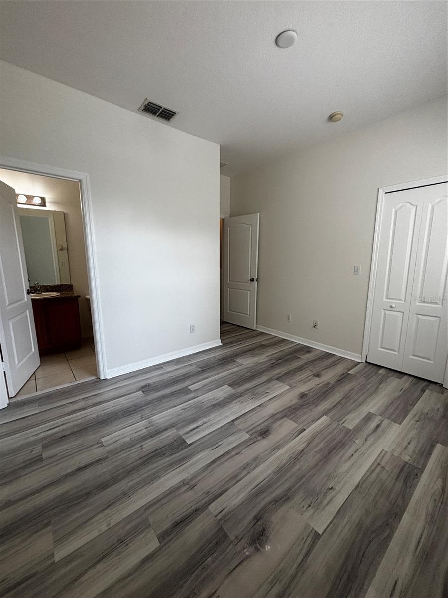 SAVANNAH PINES CONDO - Residential Lease