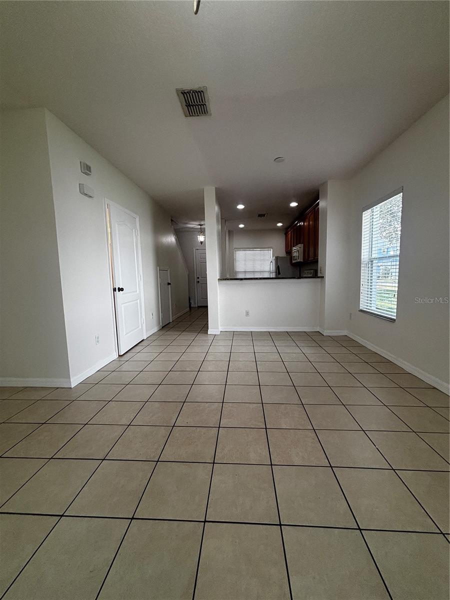 SAVANNAH PINES CONDO - Residential Lease