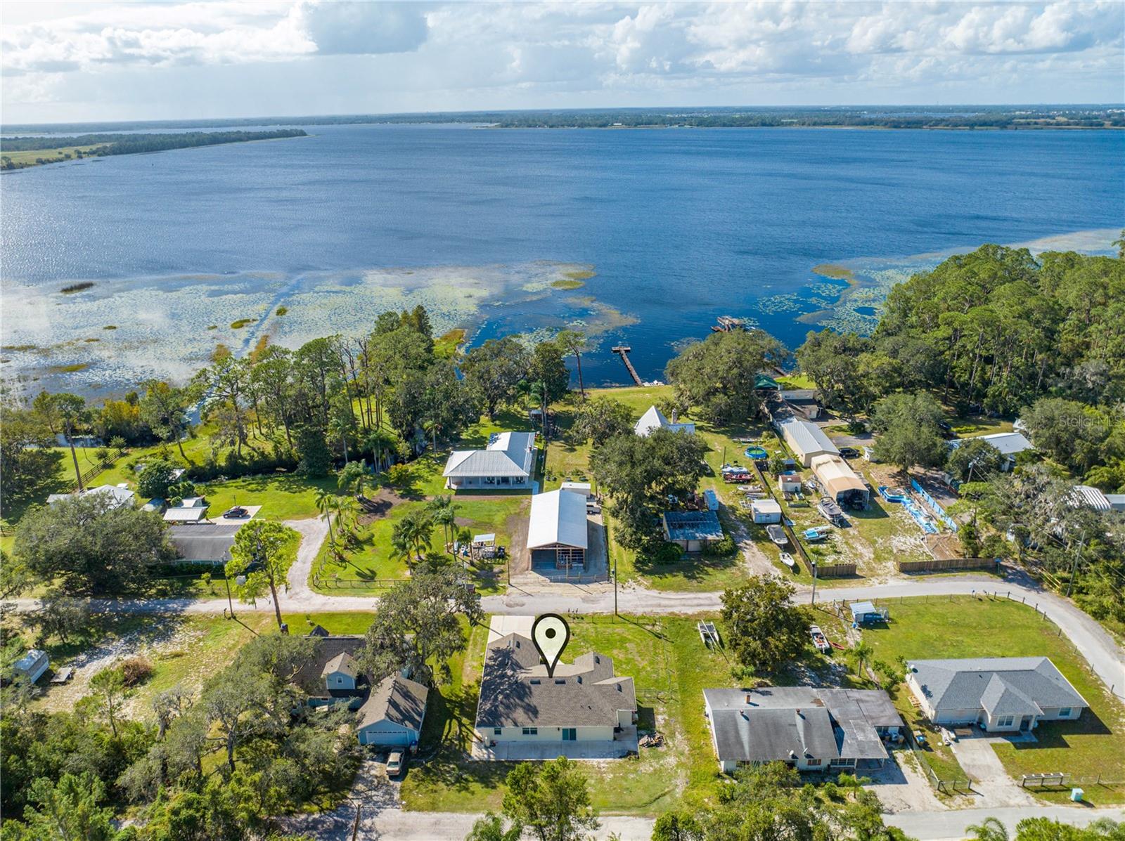 BREEZY PINES - Residential
