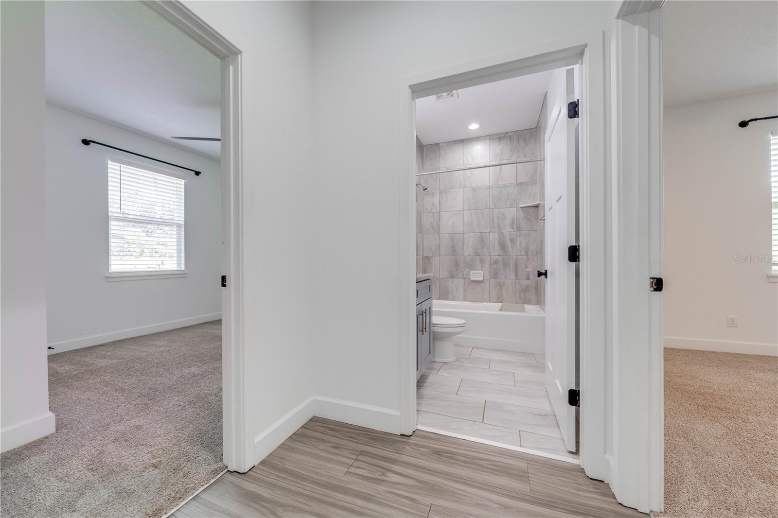 BREEZY PINES - Residential