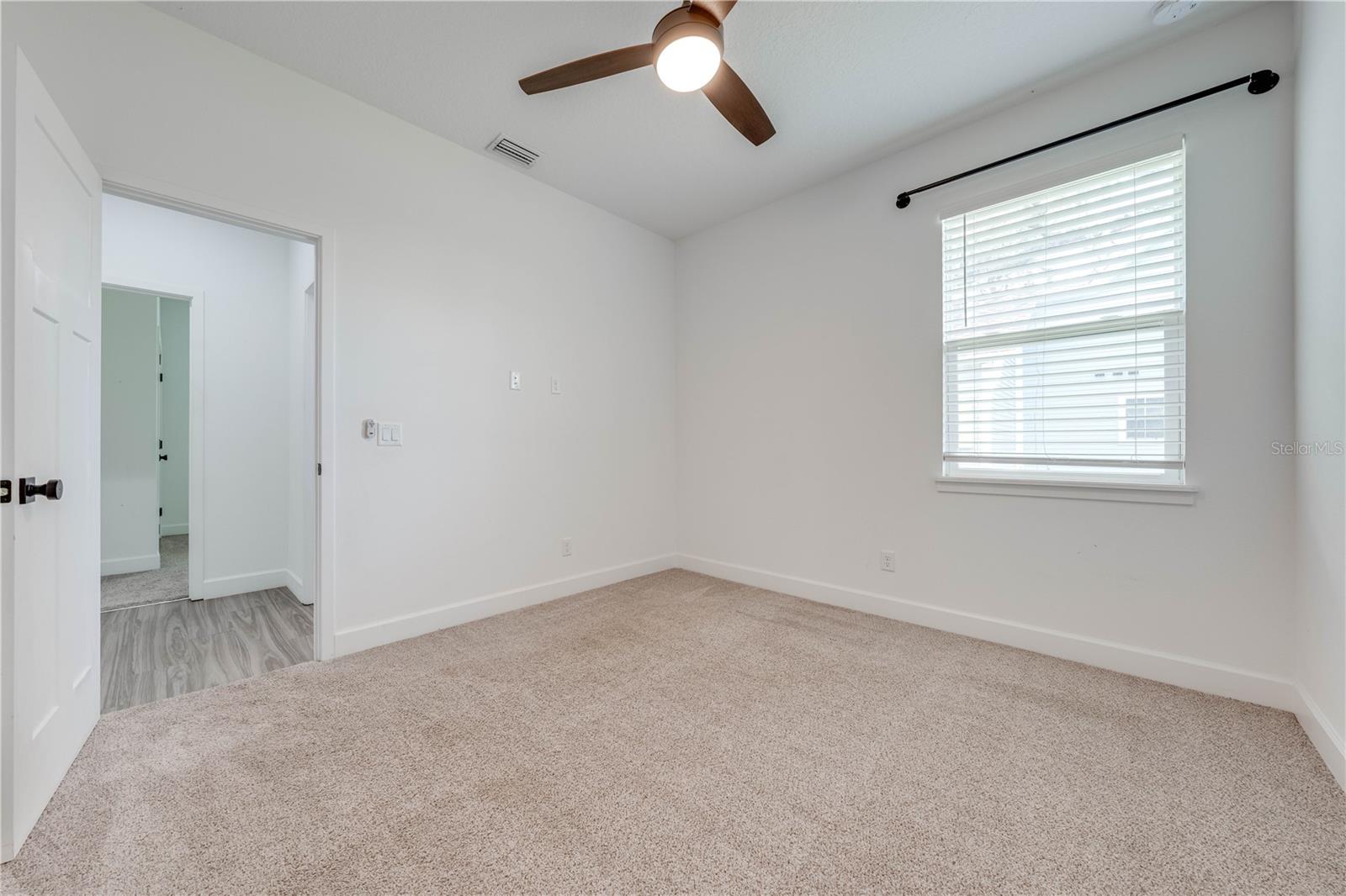 BREEZY PINES - Residential