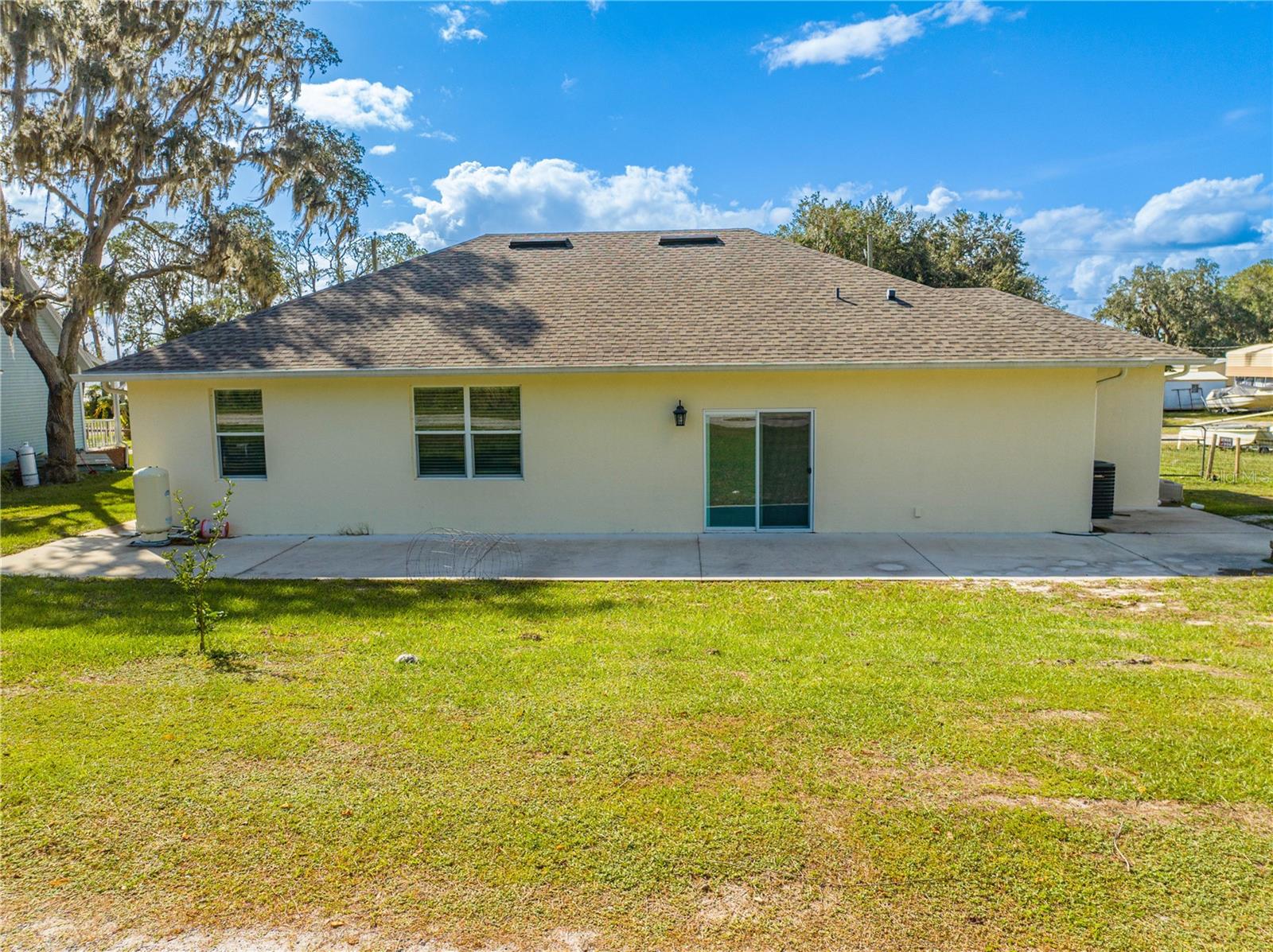 BREEZY PINES - Residential