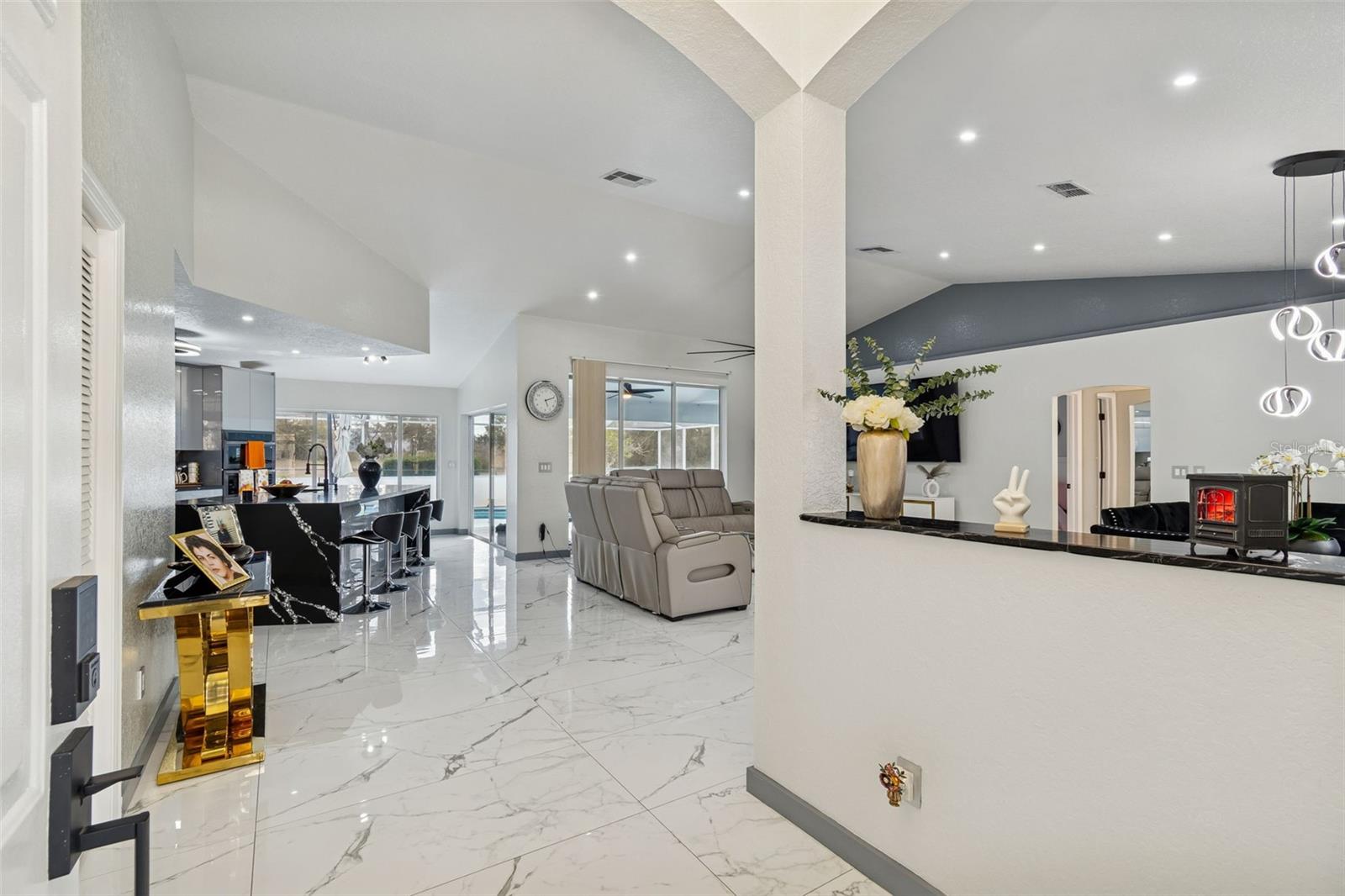 LINKS AT SEVEN HILLS - Residential Lease