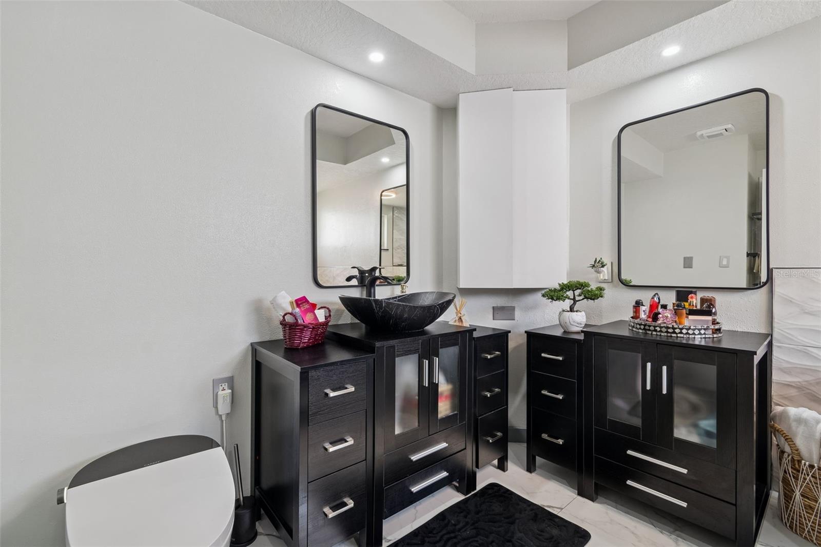 LINKS AT SEVEN HILLS - Residential Lease