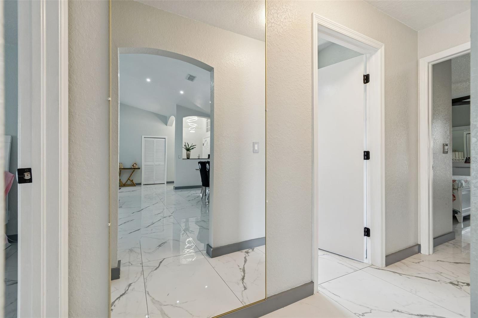 LINKS AT SEVEN HILLS - Residential Lease