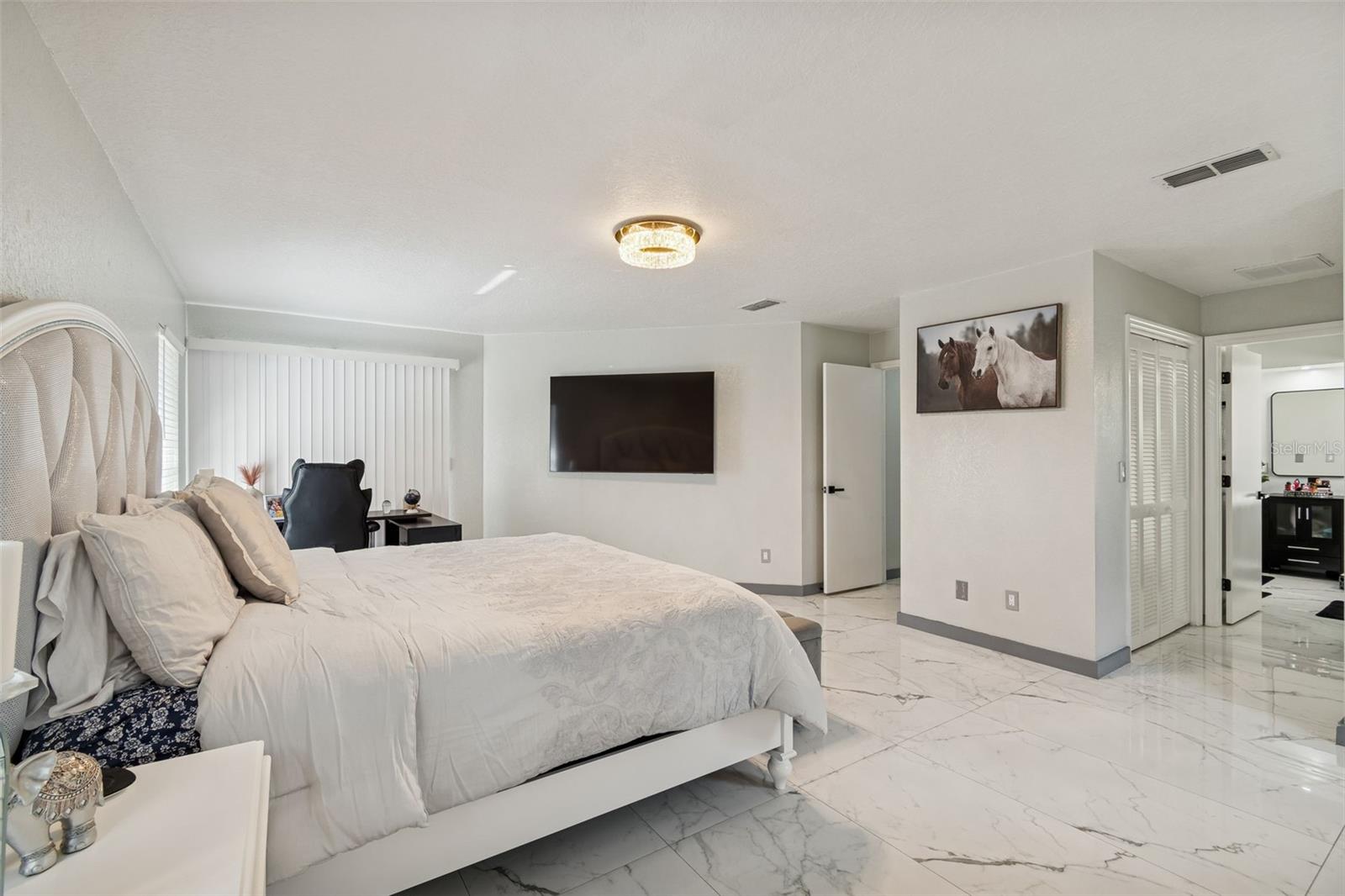 LINKS AT SEVEN HILLS - Residential Lease