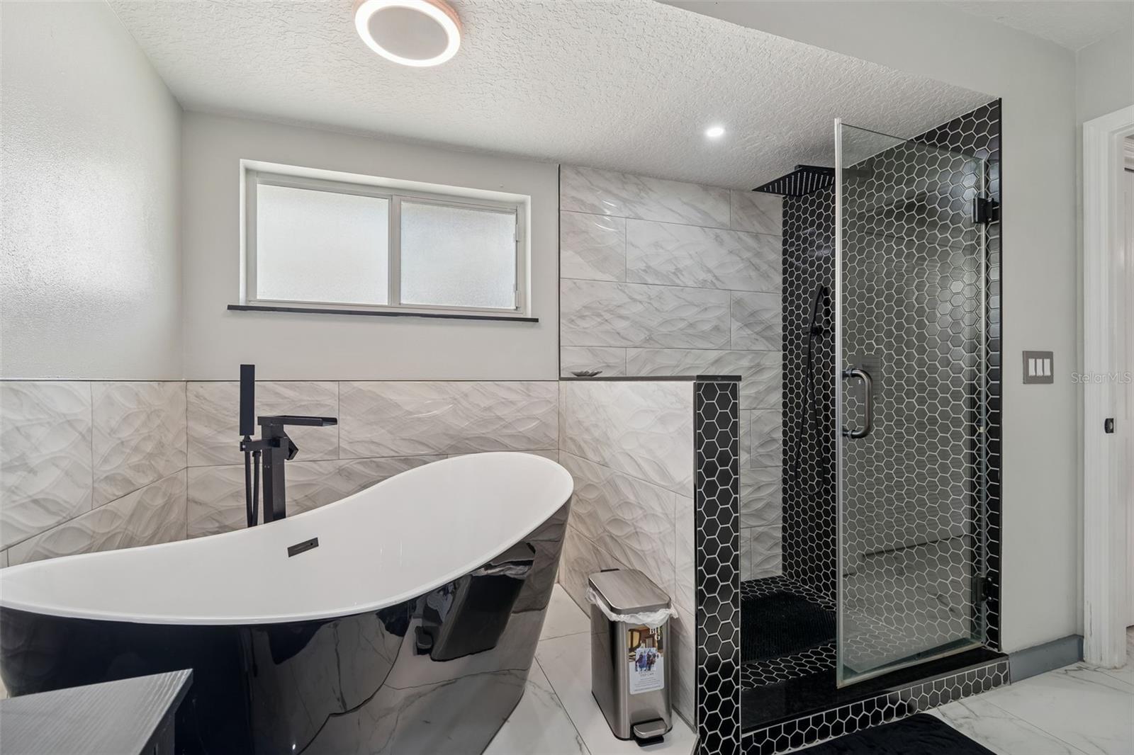 LINKS AT SEVEN HILLS - Residential Lease