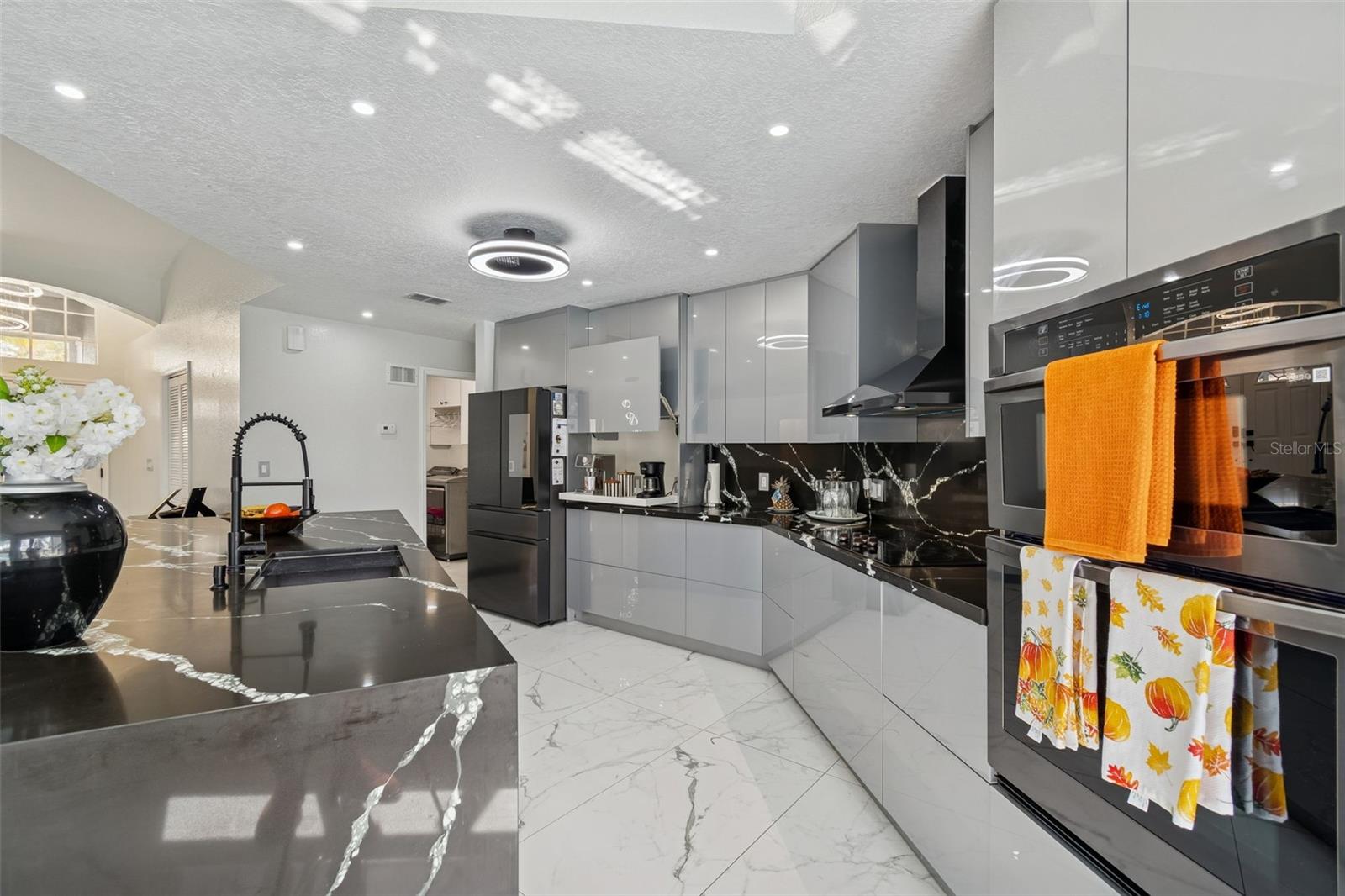 LINKS AT SEVEN HILLS - Residential Lease