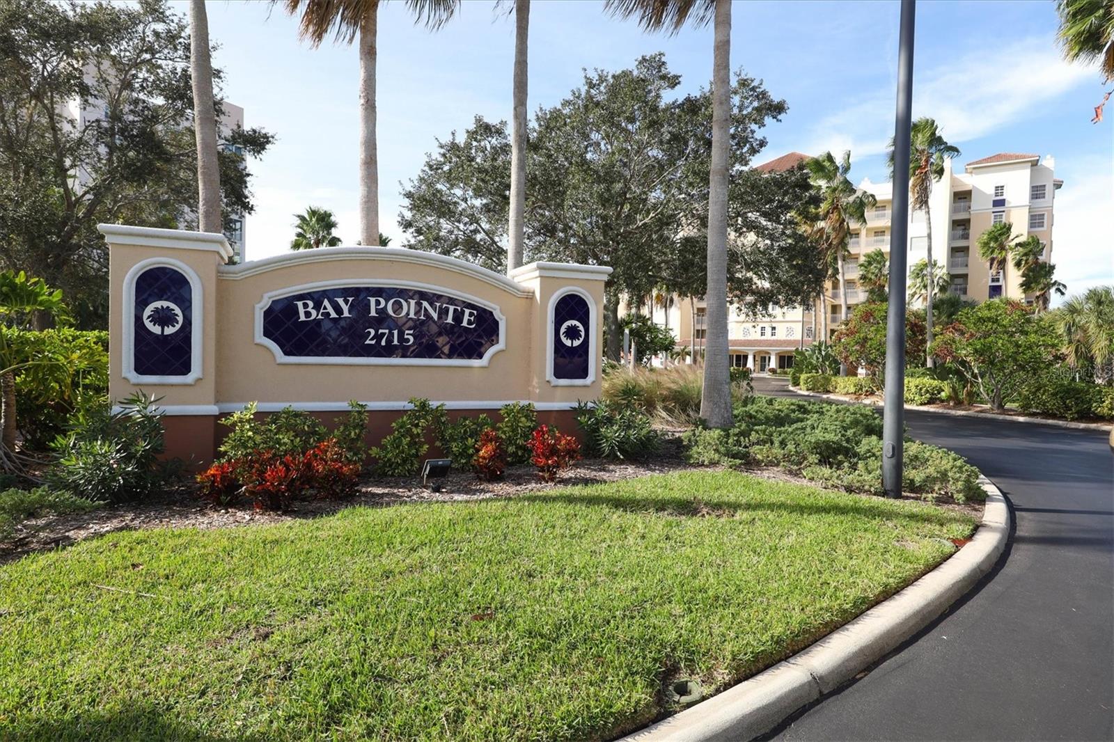 BAY POINTE - Residential