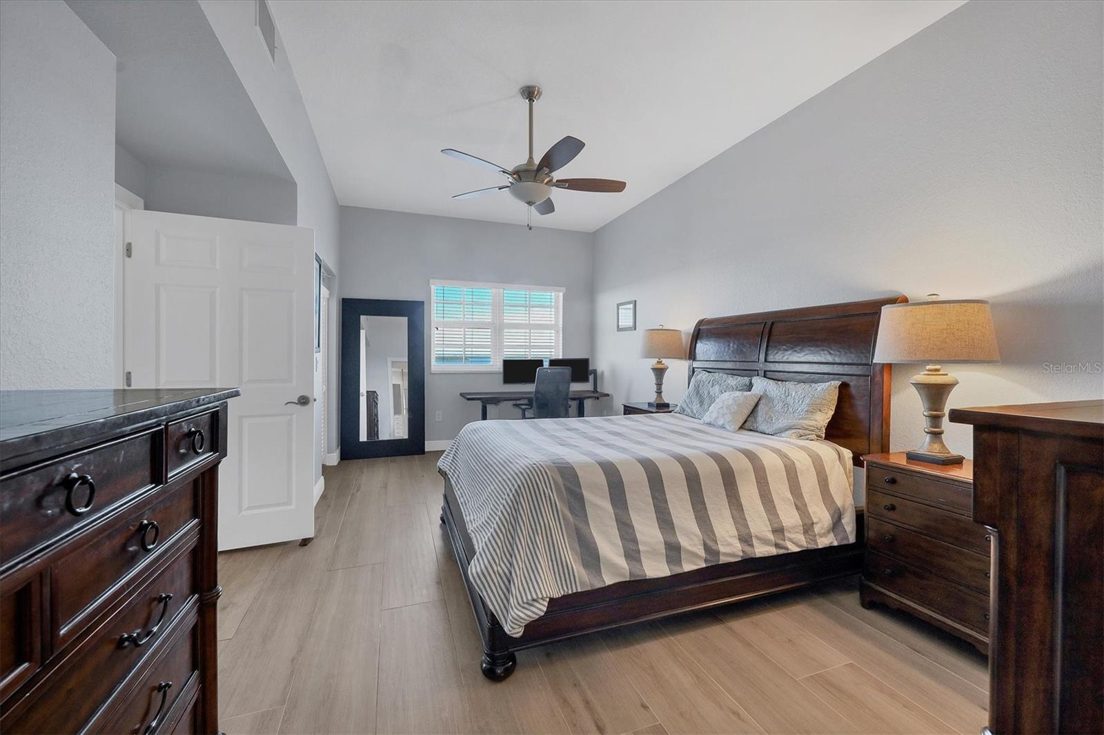 BAY POINTE - Residential