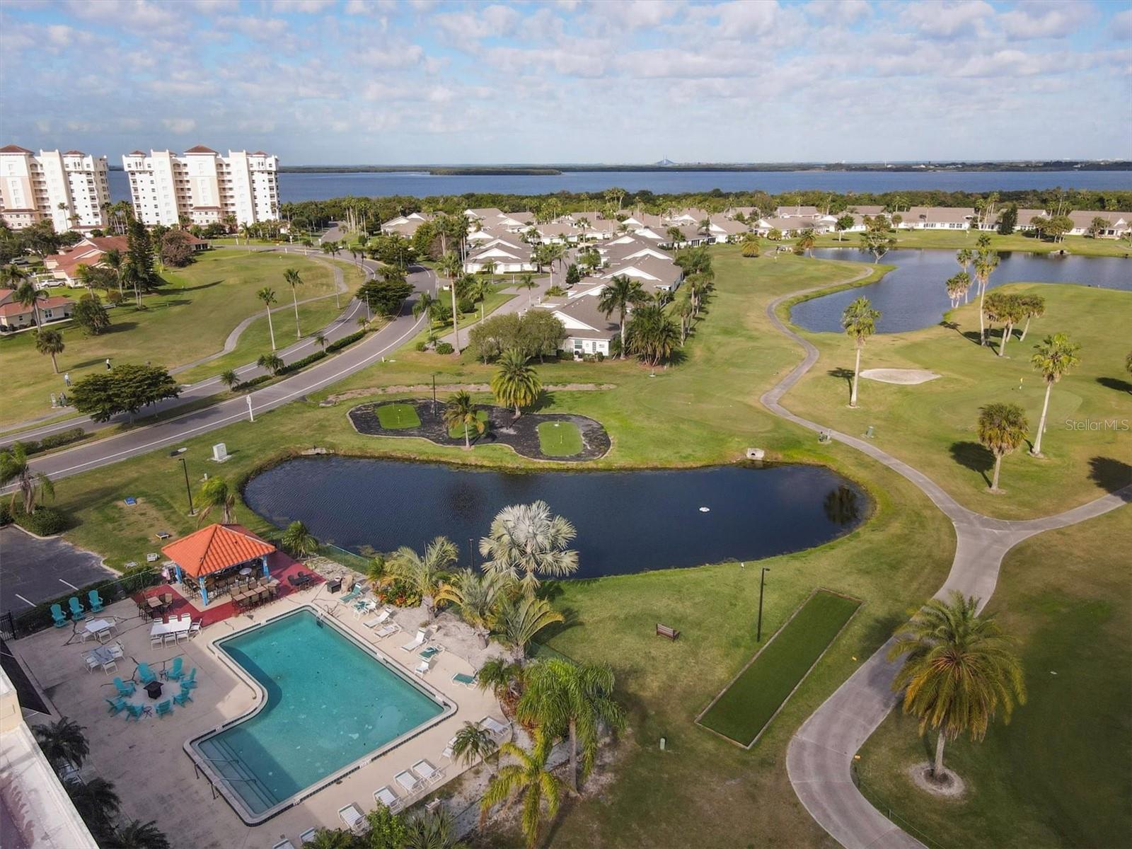 BAY POINTE - Residential