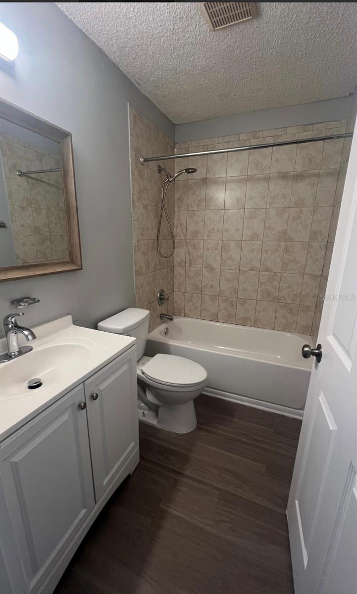 RUSKIN COLONY FARMS - Residential Lease