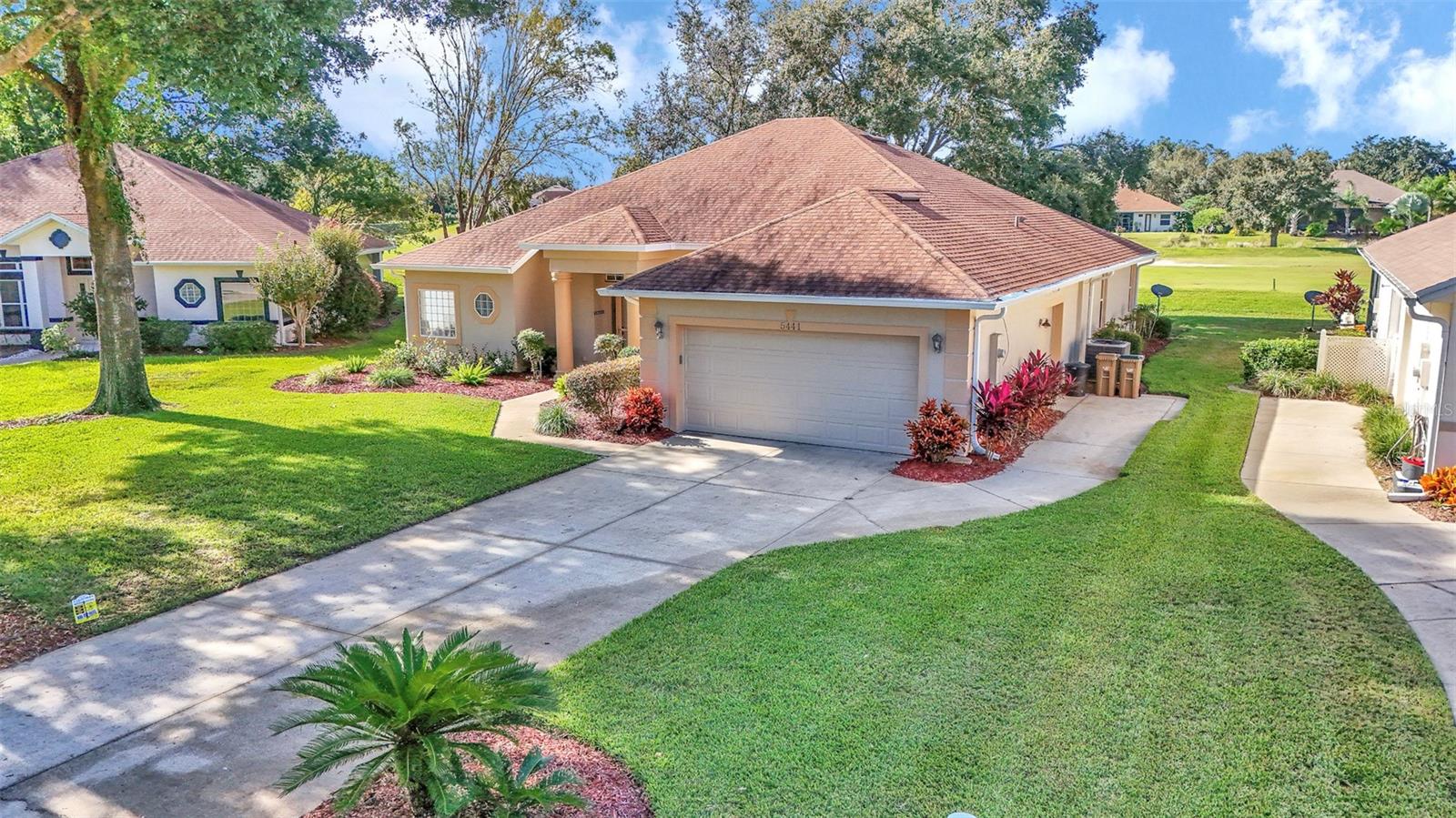 HARBOR HILLS THE GROVE - Residential