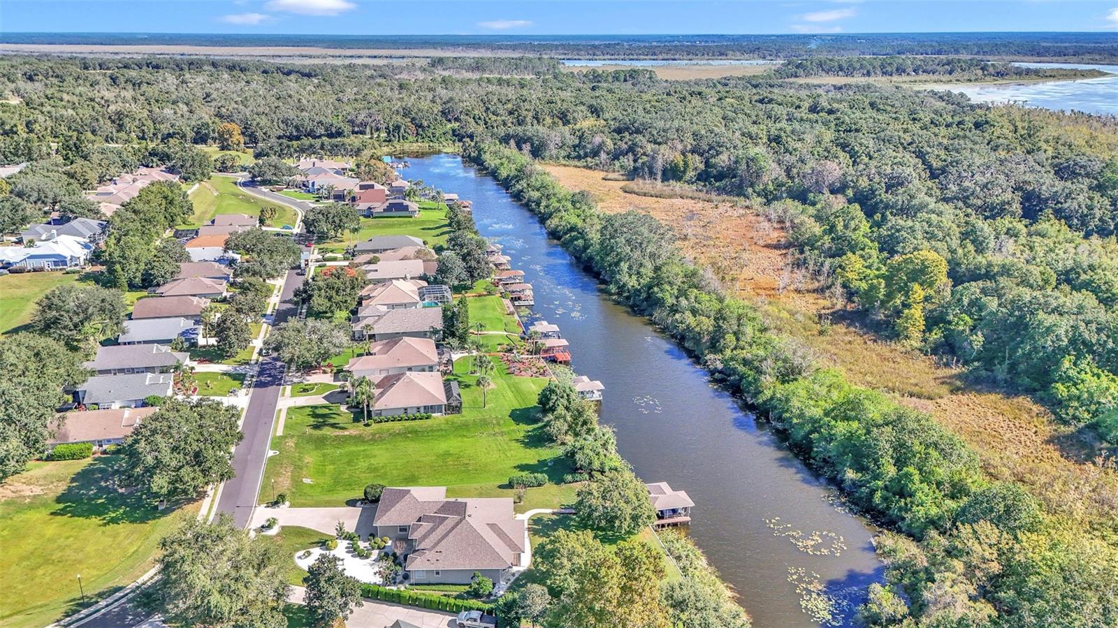 HARBOR HILLS THE GROVE - Residential