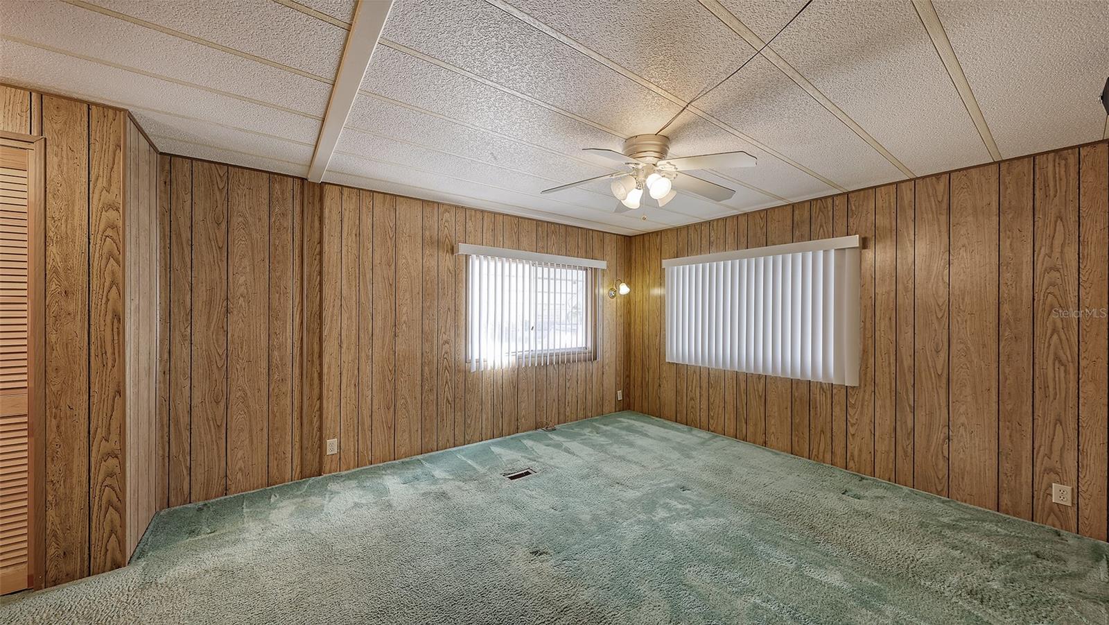 CASA LOMA MOBILEHOME - Residential