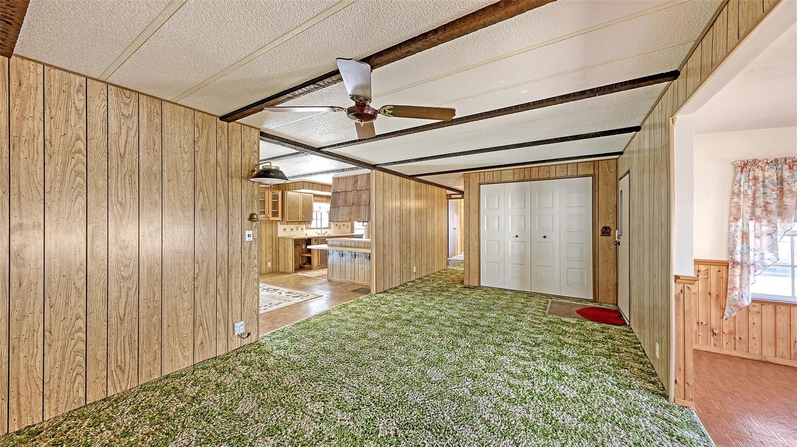 CASA LOMA MOBILEHOME - Residential