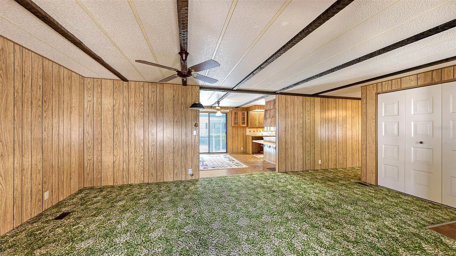 CASA LOMA MOBILEHOME - Residential