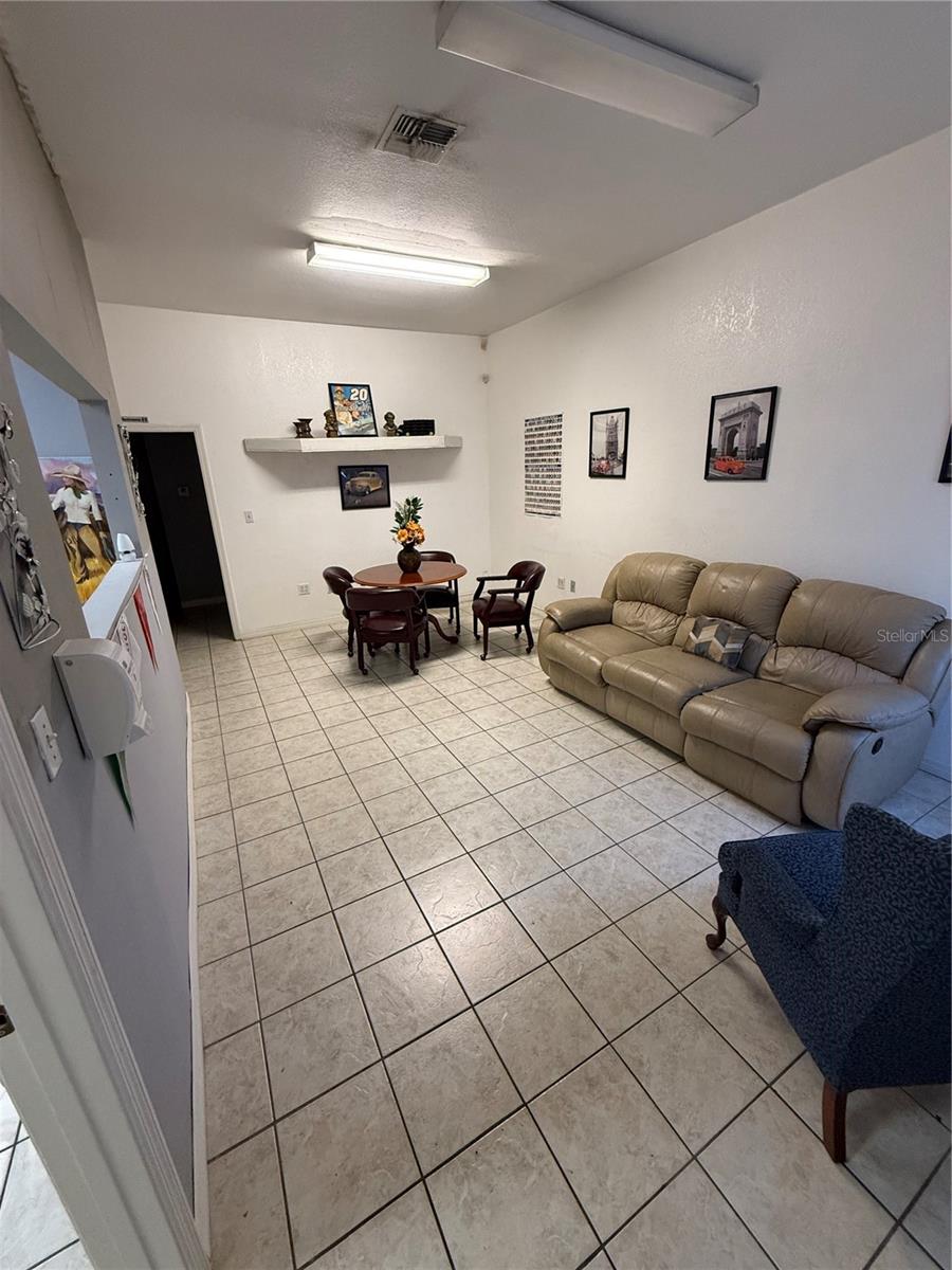 GRIFFIN PARK - Commercial Sale