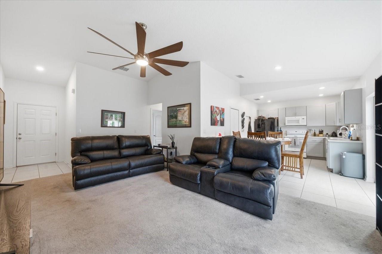 WEEKI WACHEE WOODLANDS - Residential