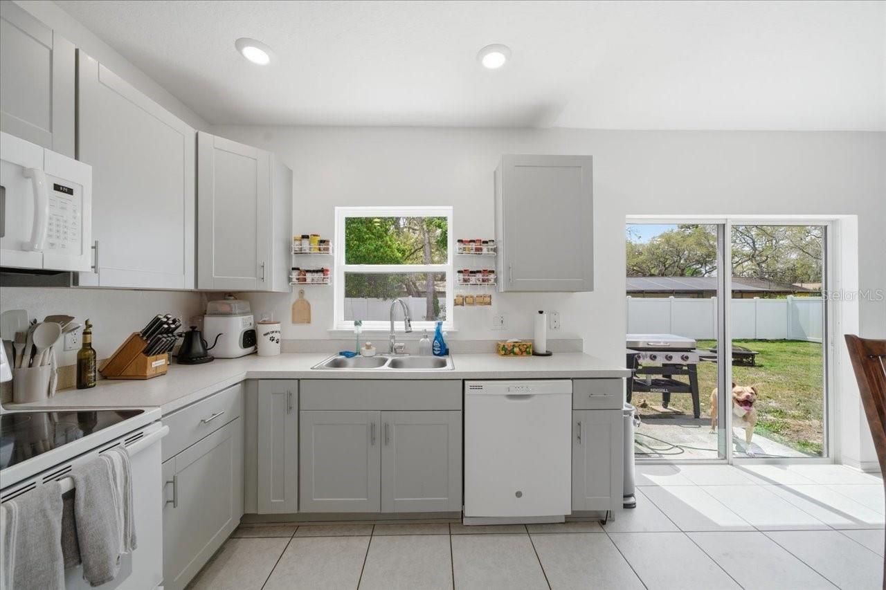 WEEKI WACHEE WOODLANDS - Residential