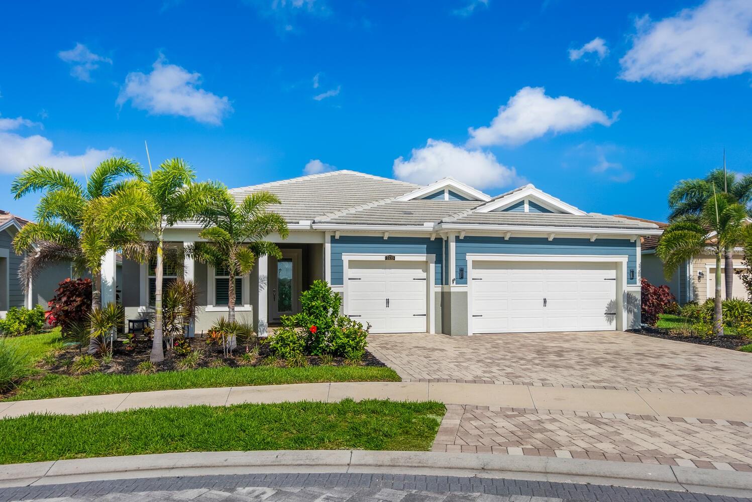 5533 LONG SHORE LOOP