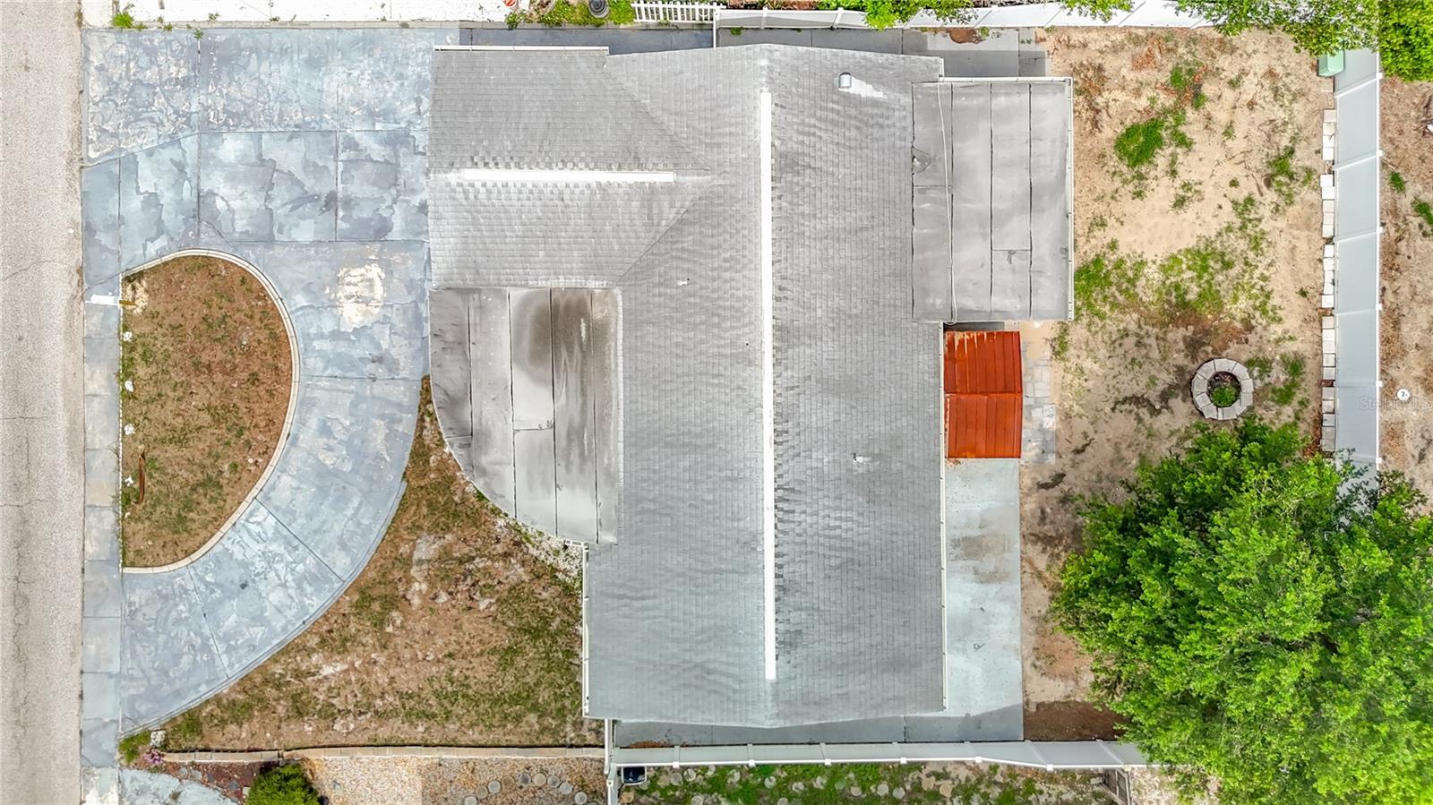ALOHA GARDENS - Residential